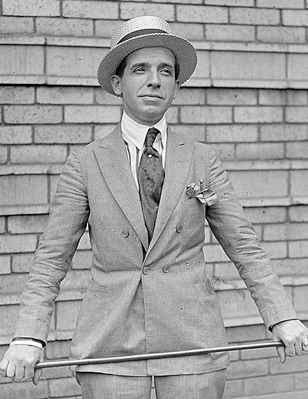 History: Meet Charles Ponzi - The First Man to Run a Ponzi Scheme in 1919